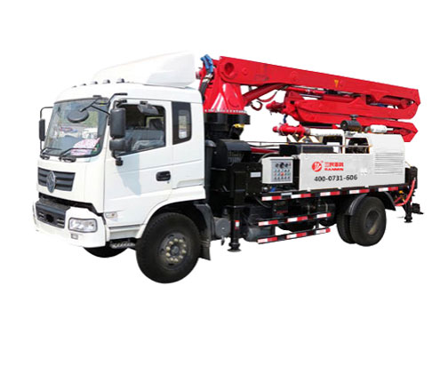 28米小型混凝土泵車(chē)